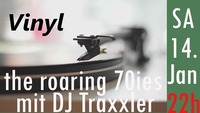 Vinyl-Auflegerei mit DJ Traxxler@Smaragd