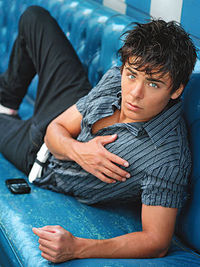 °zac efron is hot°