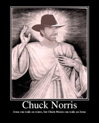 Gruppenavatar von Chuck Norris stülpt genoppte Kondome um - damit ER den Spass hat!