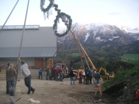 Maibaum aufstellen 08 - 