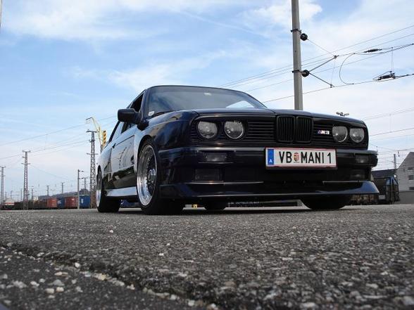 BMW 3er E30 - 