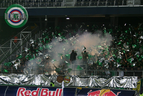 Fotos von den ultimativsten rapidfans!! - 