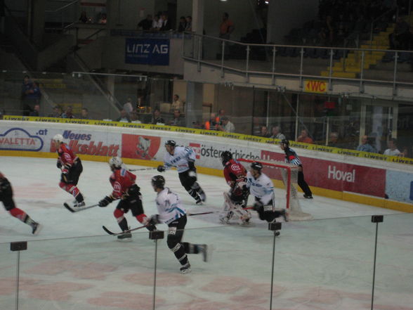 Pre-Season EHC Black Wings vs. HKJ  - 