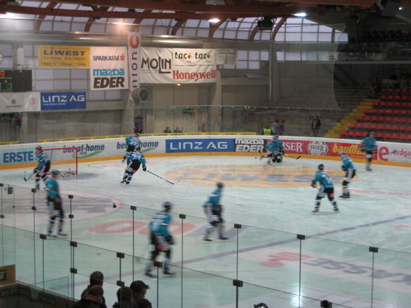 19.09.08 Black Wings vs. Alba Volan - 