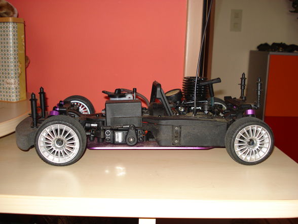 Fenrir's ( LINDI's) BMW - HPI  1 - 