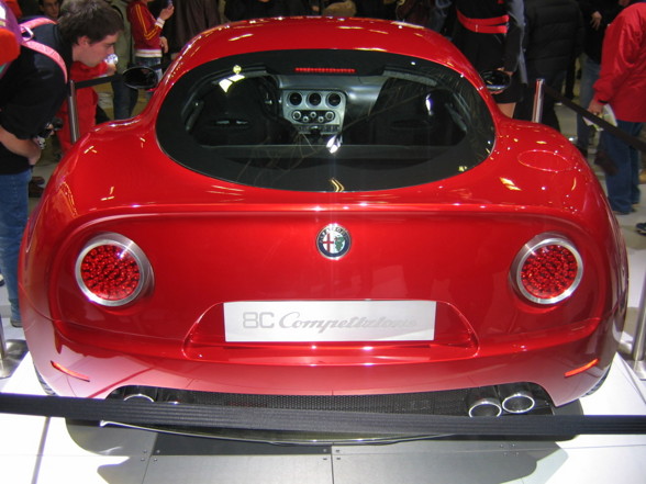 Bilder zu den News Alfa Romeo 8 C Comp.. - 