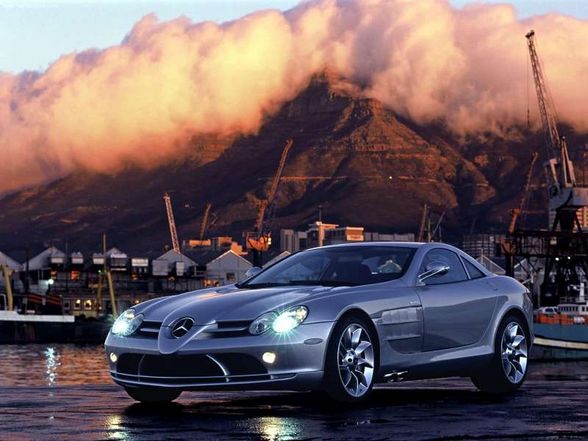 SLR-McLaren Mercedes W199 First Edition - 