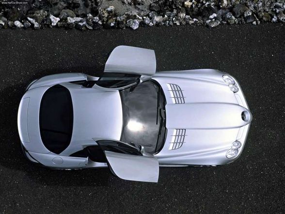 SLR-McLaren Mercedes W199 First Edition - 