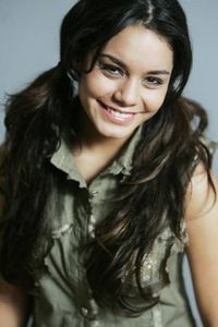 Vanessa Hudgens - 