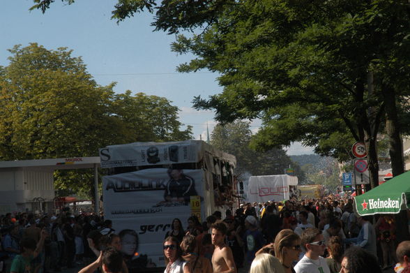 Streetparade 2008 ( Entlang der parade ) - 