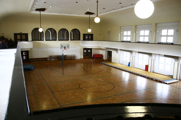 Turnhalle - 