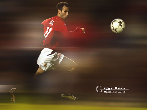 Ryan Giggs - 