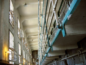 *alcatraz* - 