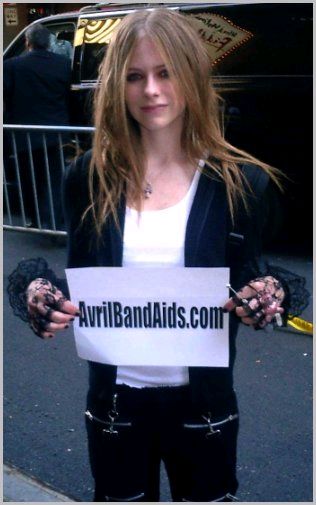 Avril Bandaids - 