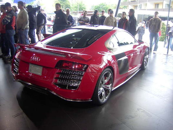 Audi r8 w12 - 