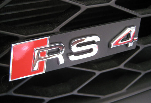 Audi RS4 (2006) - 