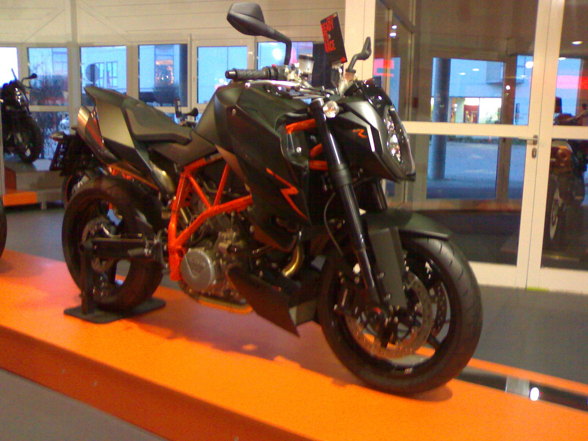 SuperDuke R - 