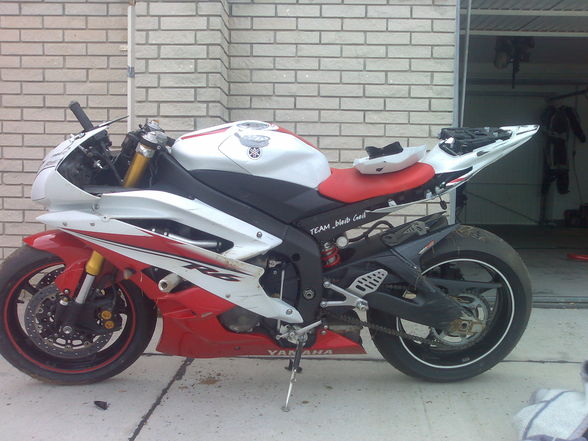 Yamaha R6R - 