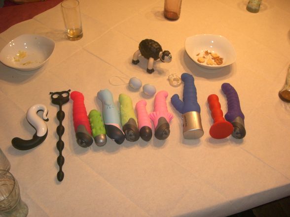 dildoparty!! :o) - 