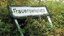 Frauenparkplatz - 