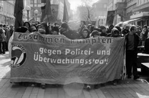 GeGen PoLiizeii - 