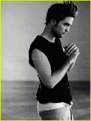 Robert Pattinson - 