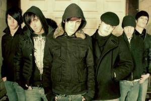 Alesana  . .^____^ - 