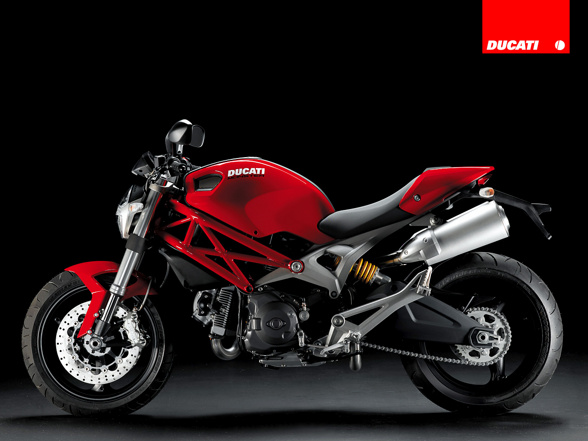 DUCATI Monster 696 - 