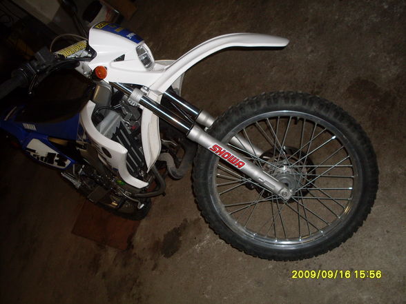 Hari....Yamaha DT50R - 