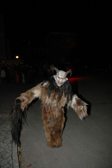 2.Perchtenlauf (Rosenau) - 