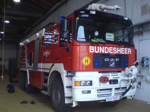 Flughafenfeuerwehr Hörsching - 