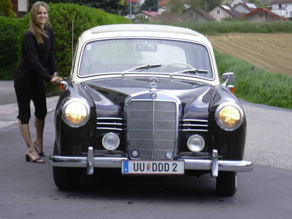 Mercedes Benz 180D - 