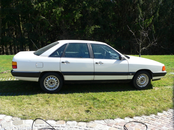 Audi 100 CS - 