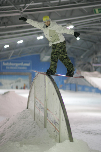 Snowboarder - 