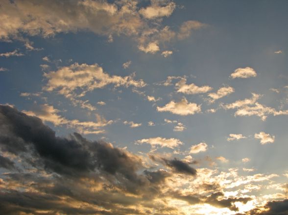 Wolken sind schön..... - 