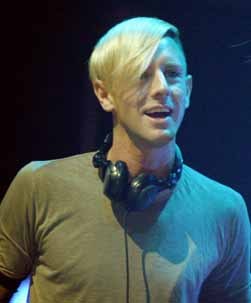 Richi Hawtin - 