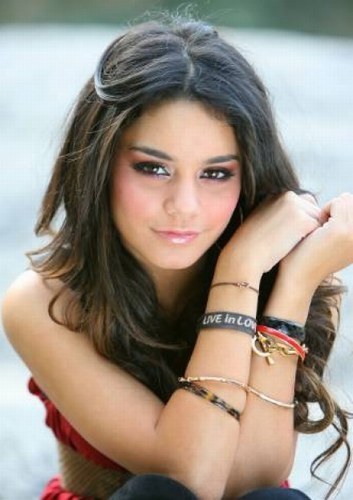 Vanessa Anne Hudgens - 