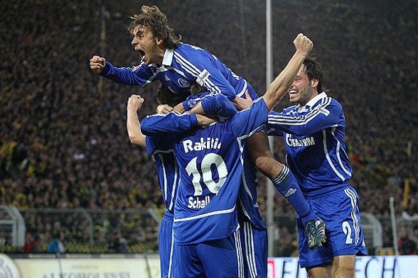 Religion -- Fc Schalke 04 - 