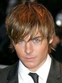 zaC eFron 125132