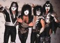 kiss 199032