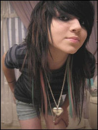 emo_sarah