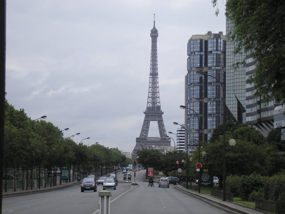 PARIS - 