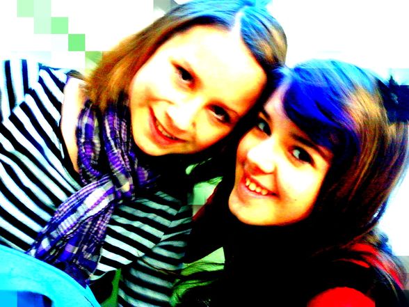 mee --> and friiends - 