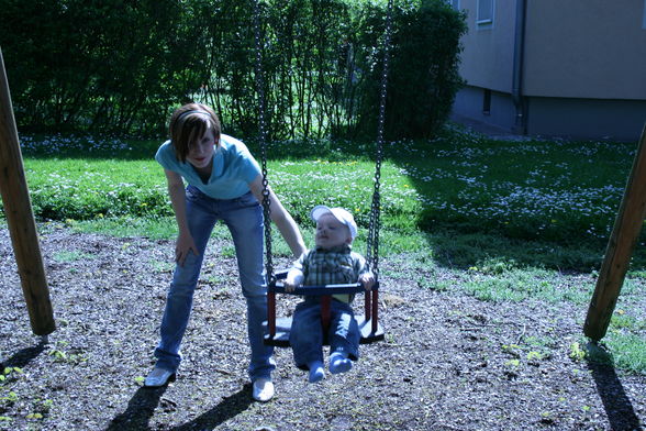 Mit Tante Sandra am Spielplatz!! - 