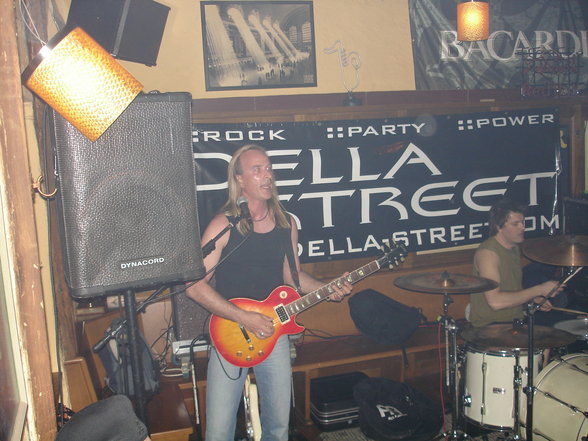 Della Street am 14.04.07 im Bogart - 