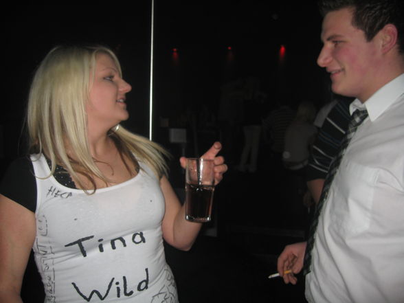 Tina wild wird 18 :) - 