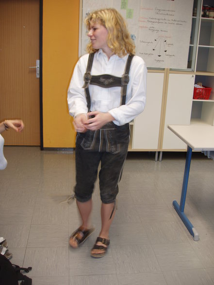 ~~*~DIRNDL~* ~~ - 