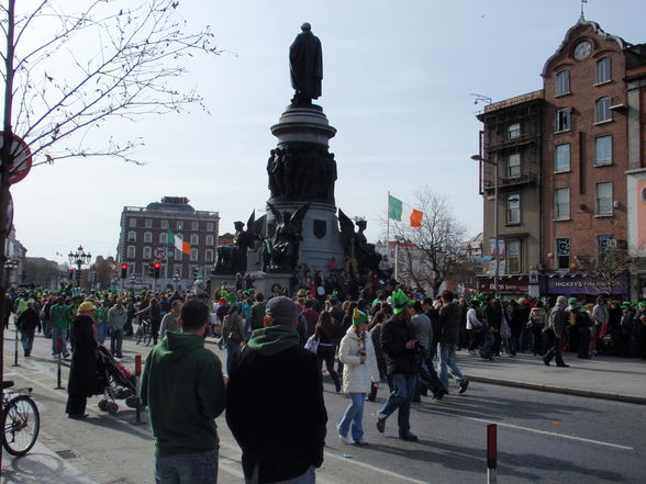 Dublin: Eine Stadt traegt GRUEN... - 