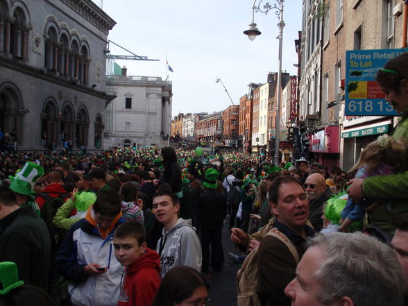 Dublin: Eine Stadt traegt GRUEN... - 