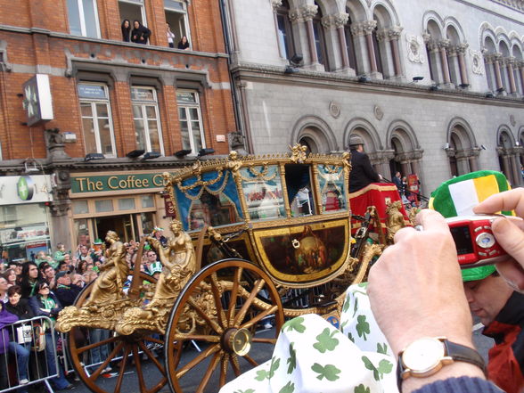 Dublin: Eine Stadt traegt GRUEN... - 